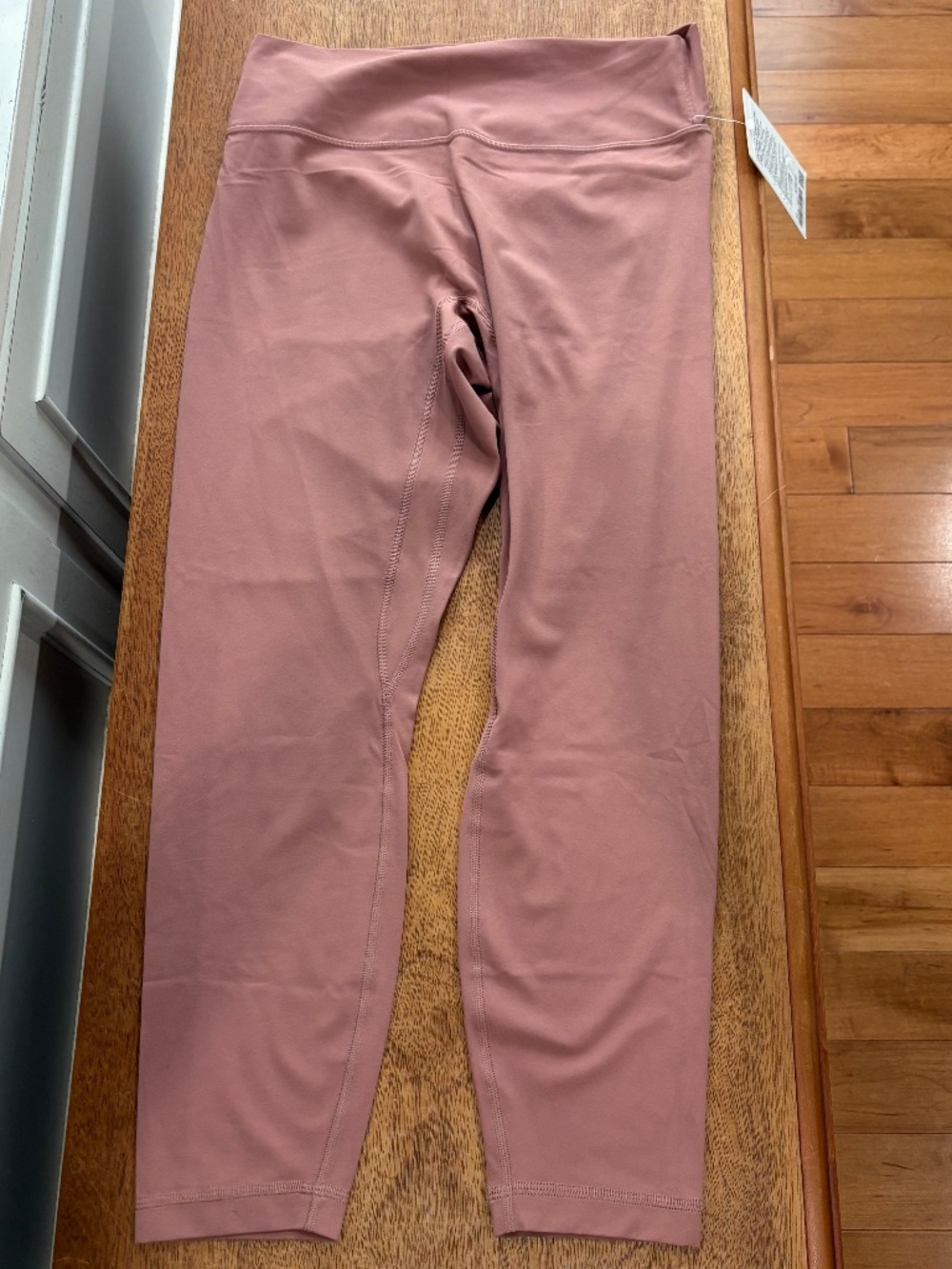 Lululemon Align no line twist tight 25 inch red clay